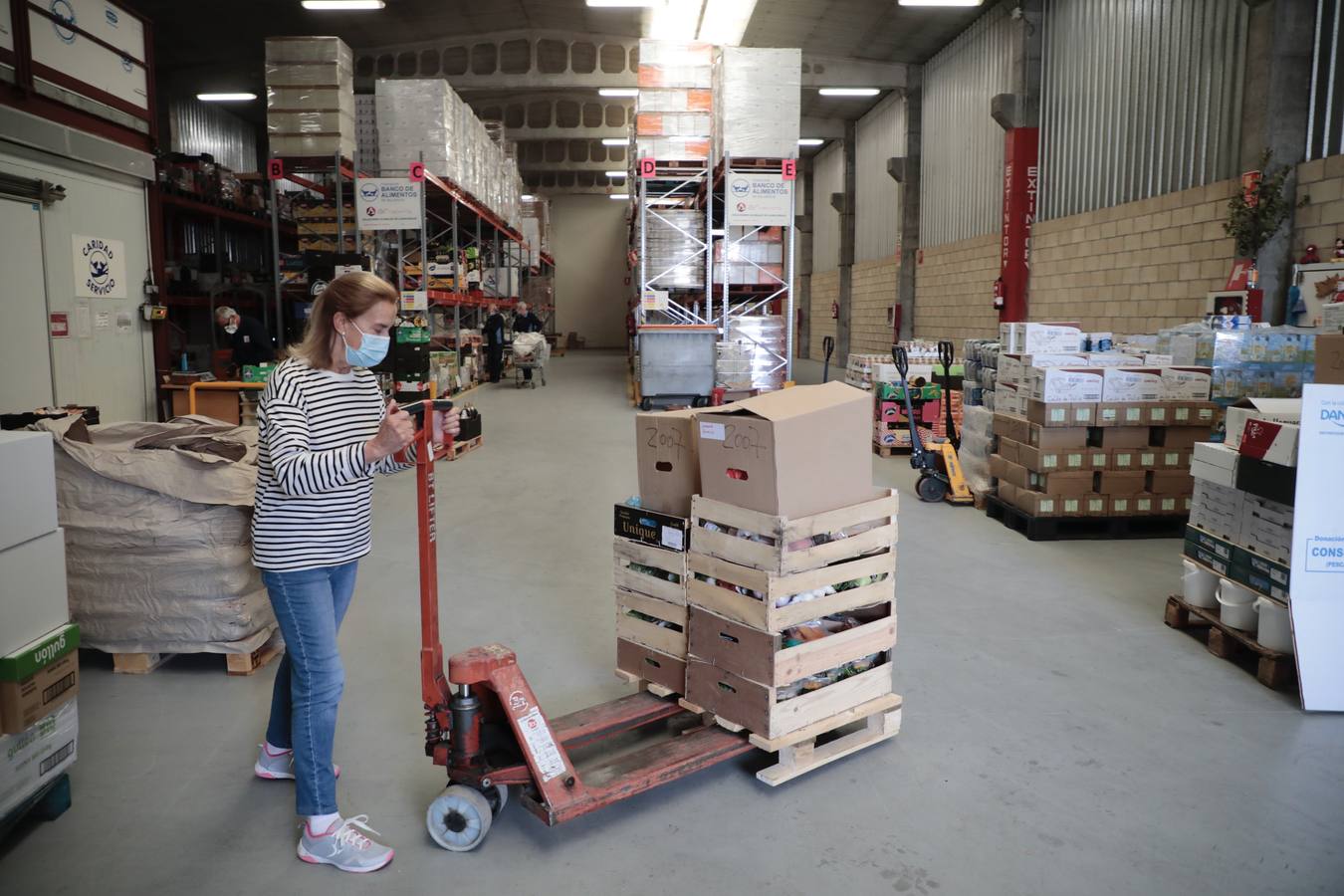 Fotos: El Banco de Alimentos de Valladolid lanza una campaña para llenar sus despensas