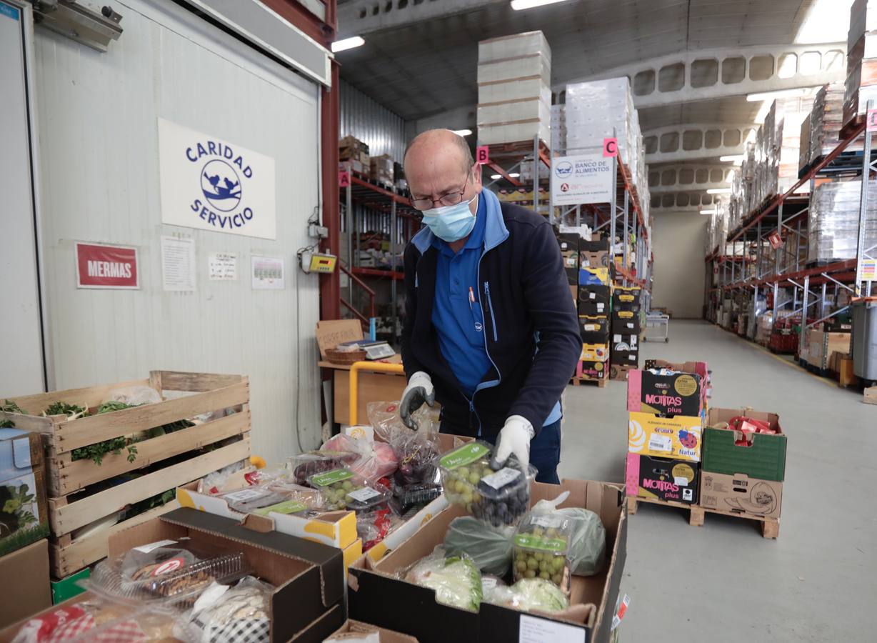 Fotos: El Banco de Alimentos de Valladolid lanza una campaña para llenar sus despensas