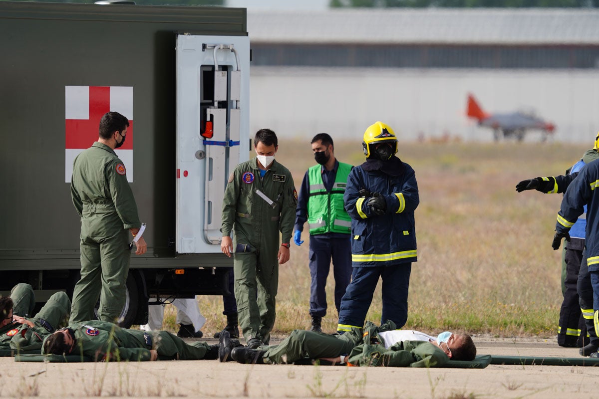 Maniobras del simulacro VEGA21 en la base aérea de Matacán, Salamanca 