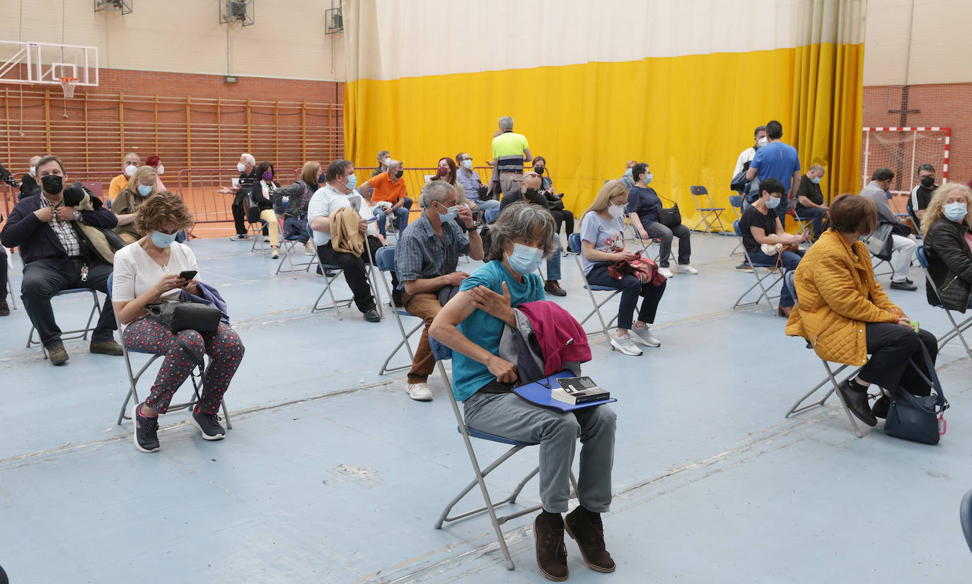 Fotos: Las cosechas de 1962 y 1963 reciben la vacuna en Palencia