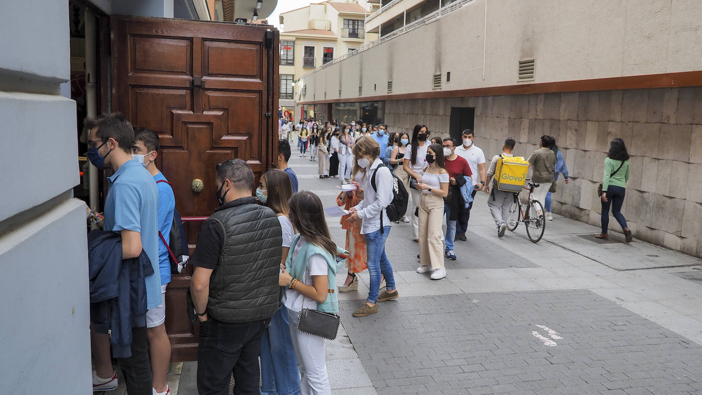 Taburete conquistó Valladolid con un repaso a su discografía