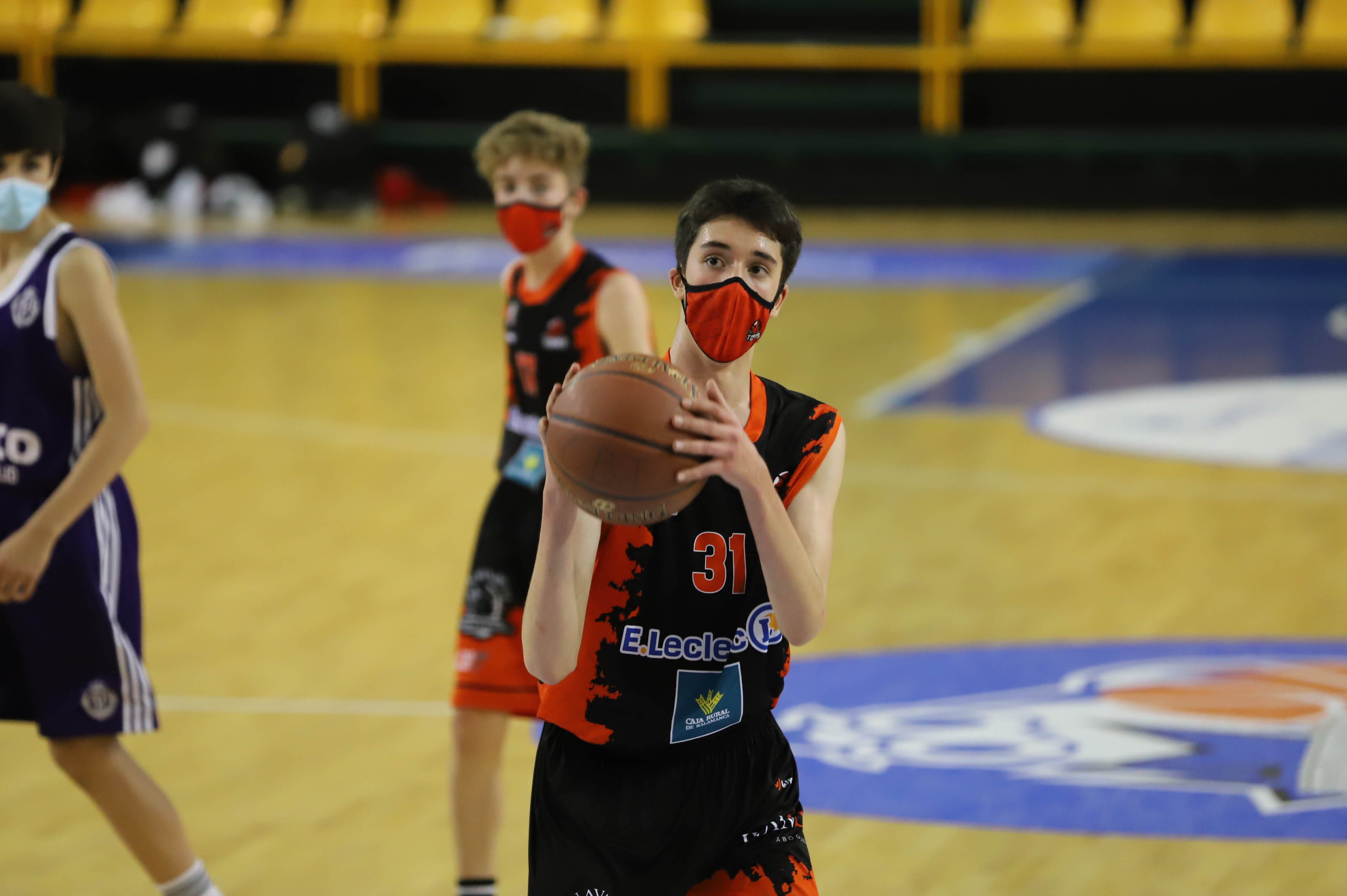 Final a cuatro masculina infantil E. Leclerc - Iveco Valladolid (65-53)