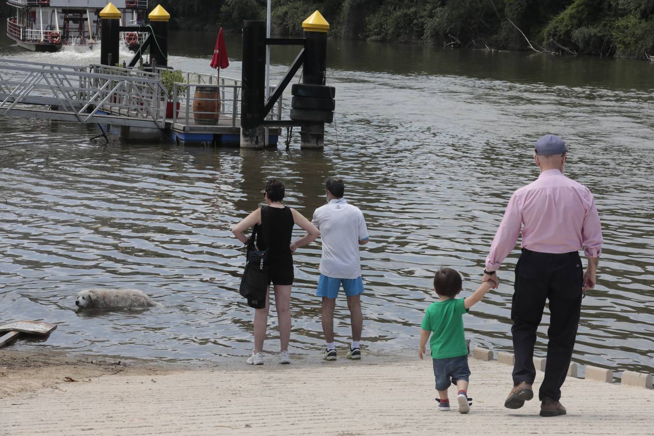 El calor saca a los vallisoletanos a la calle