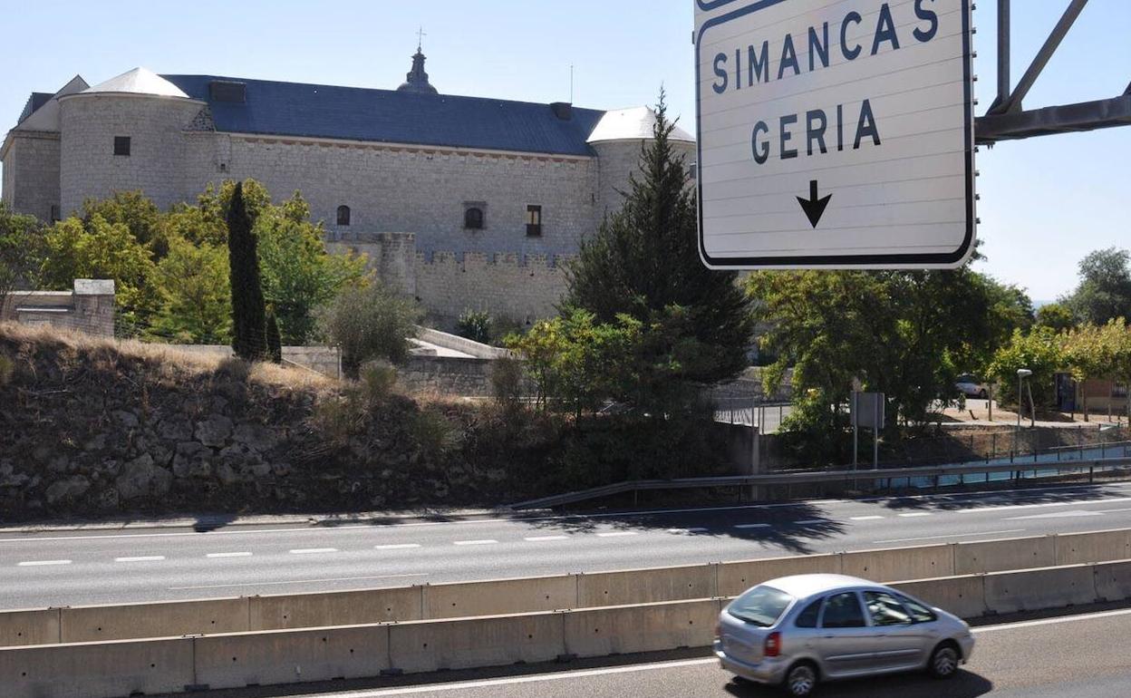 Autovía A-62 a su paso por el municipio de Simancas. 