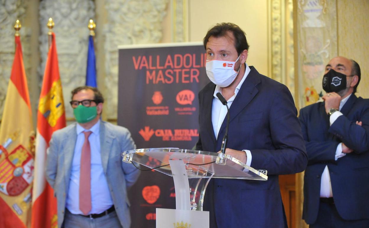 El alcalde de Valladolid, Óscar Puente, en la presentación del evento del WPT en el Ayuntamiento 