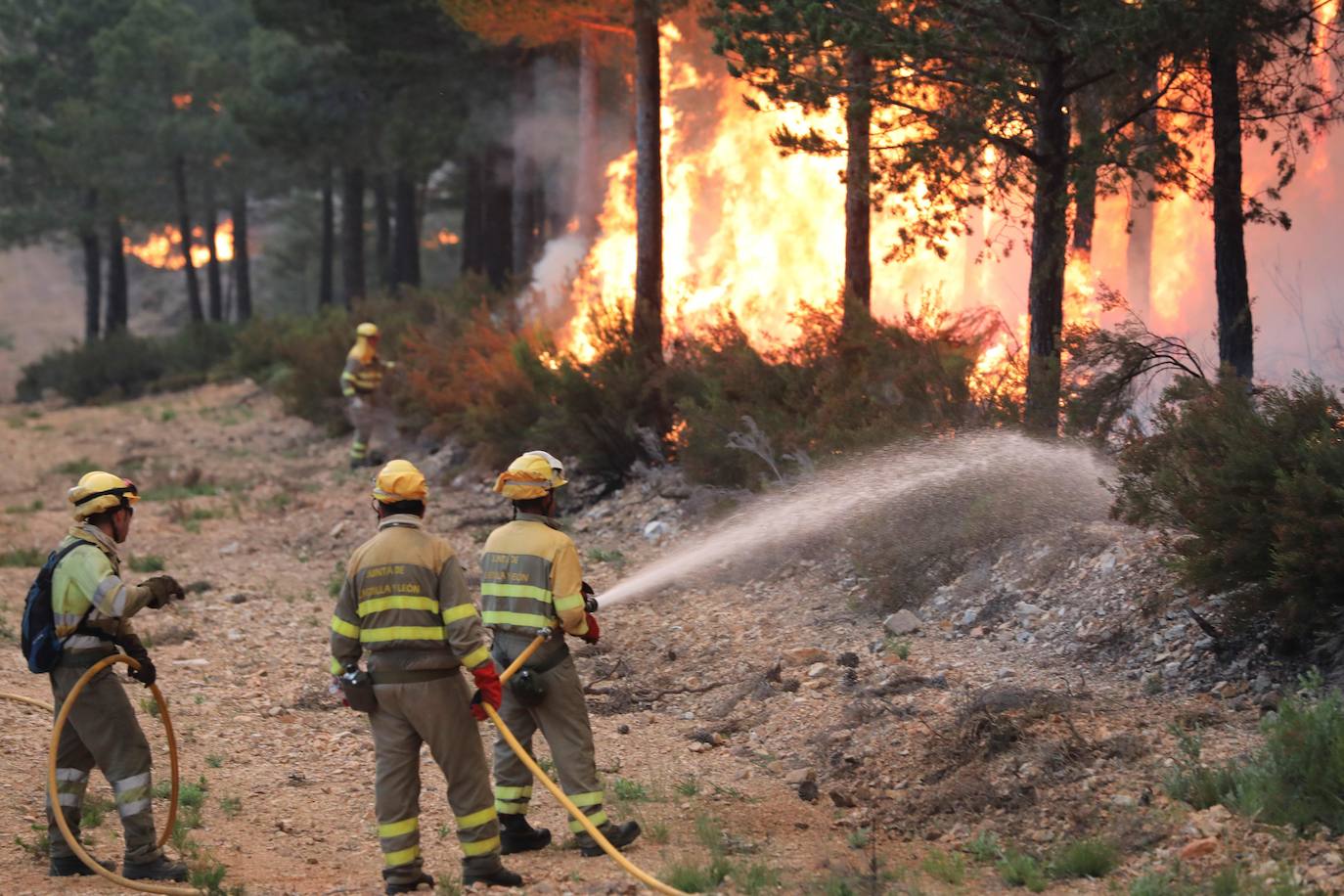 Fotos: Incendio en Serradilla del Arroyo