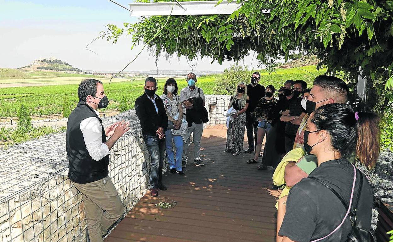 Las bodegas buscan en el enoturismo un balón de oxígeno para sortear la pandemia