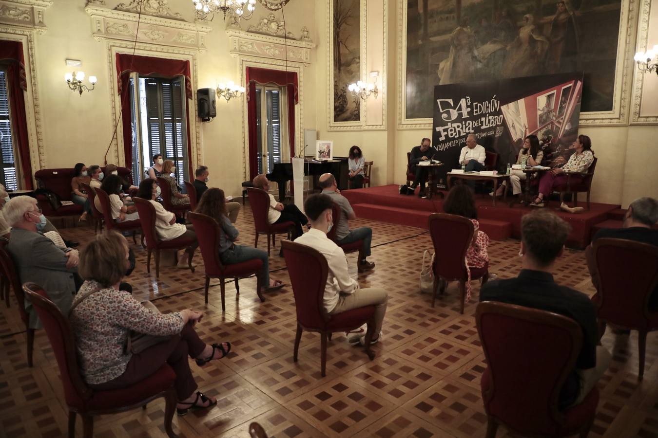 Fotos: La Feria del Libro de Valladolid rinde homenaje a José Jiménez Lozano