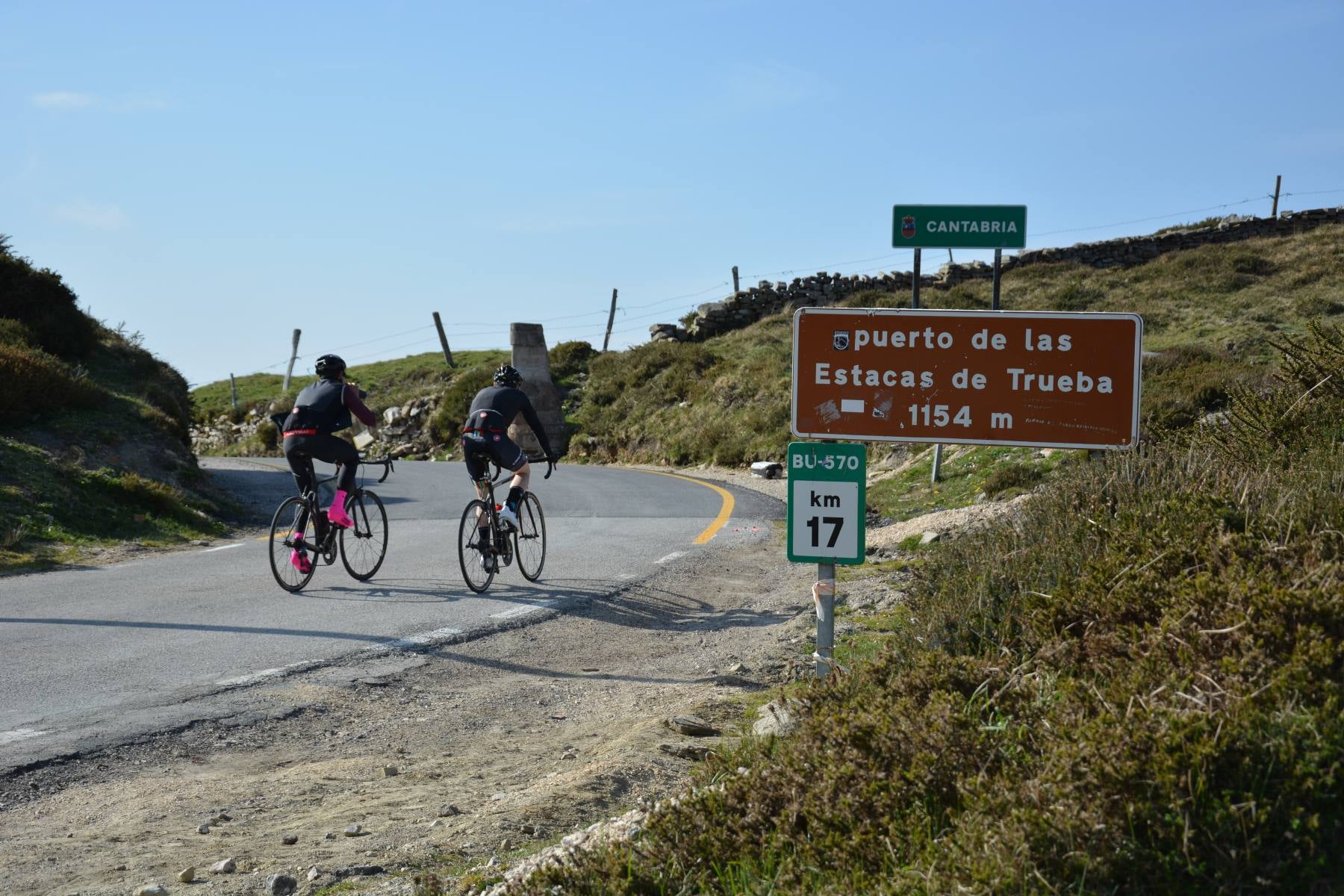 Los puertos de la cordillera Cantábrica son muy apreciados por los ciclistas. 