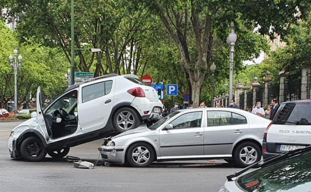 Colisión por alcance en el centro de Valladolid. 