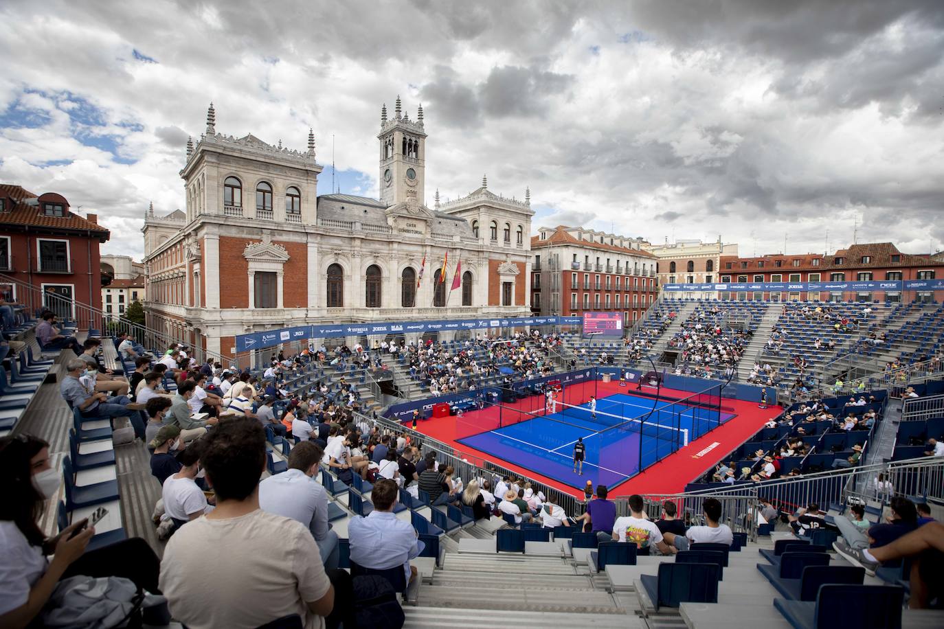 Partido entre Arturo Coello y Miguel Lamperti contra Jon Sanz y Christian Fuster.