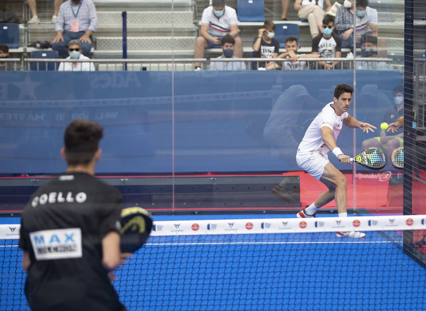 Partido entre Arturo Coello y Miguel Lamperti contra Jon Sanz y Christian Fuster.