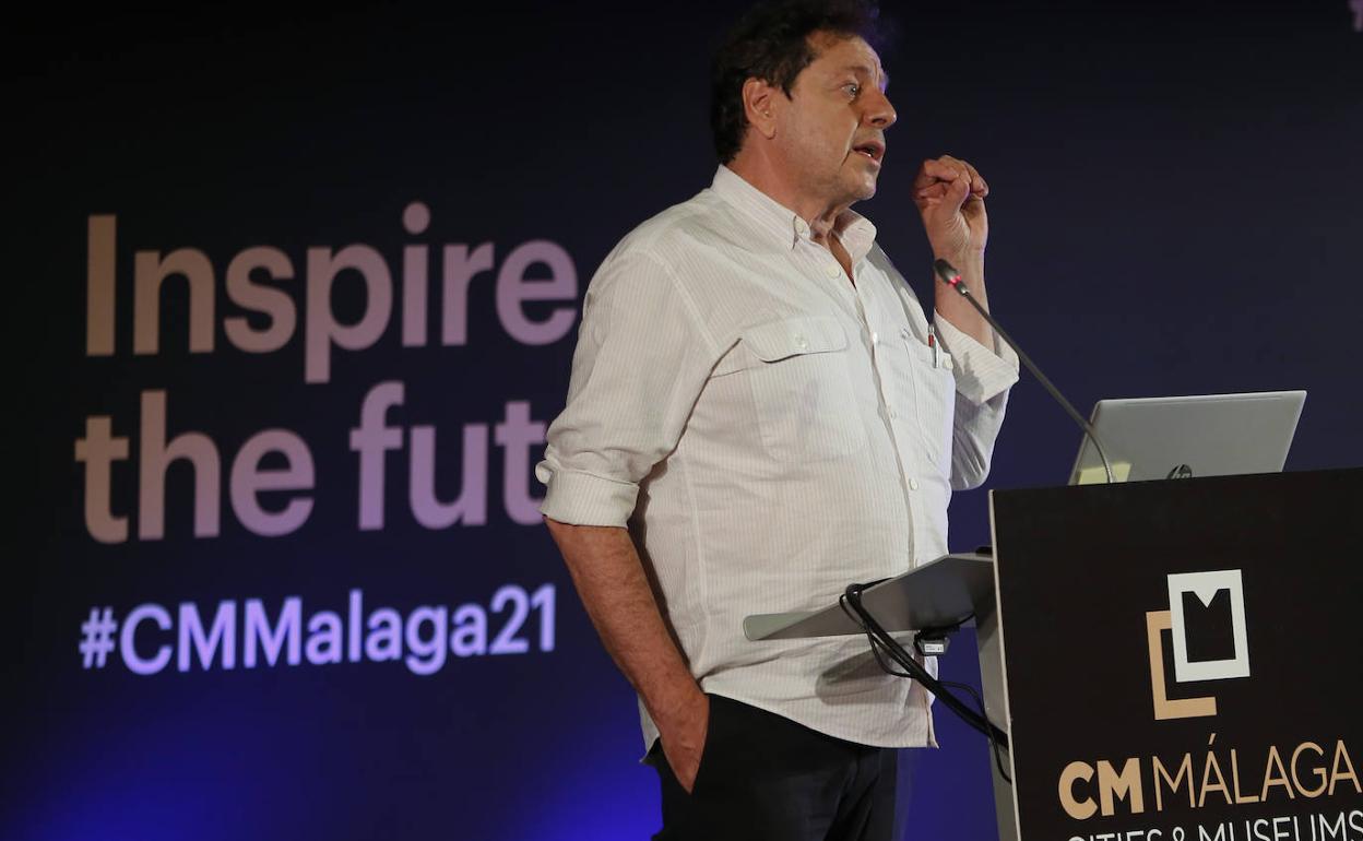 El arquitecto Juan Herreros durante su intervención en el foro CM Málaga 21. 
