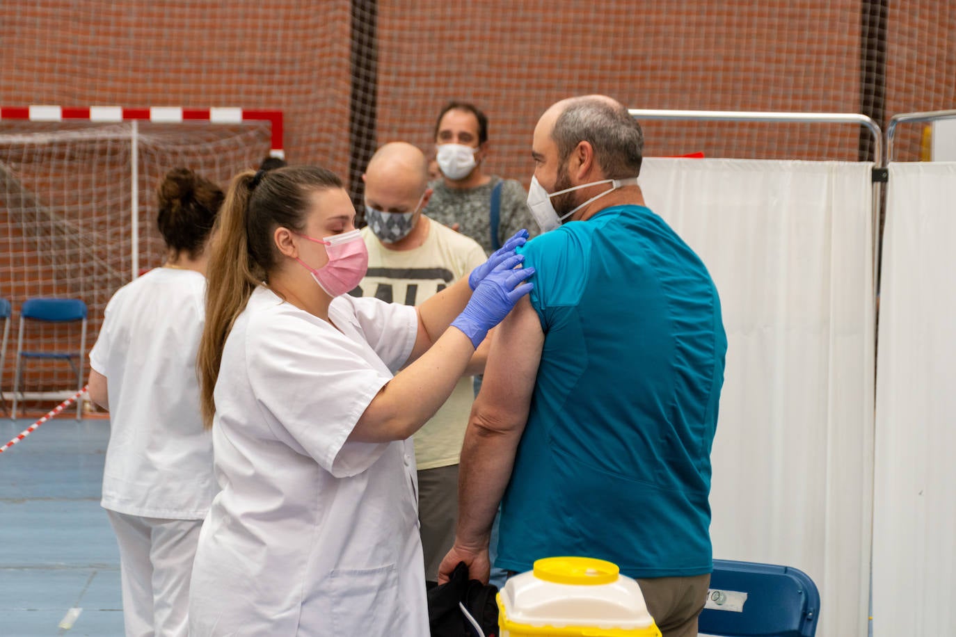 Fotos: Turno de vacuna para los palentinos de 44 a 48 años