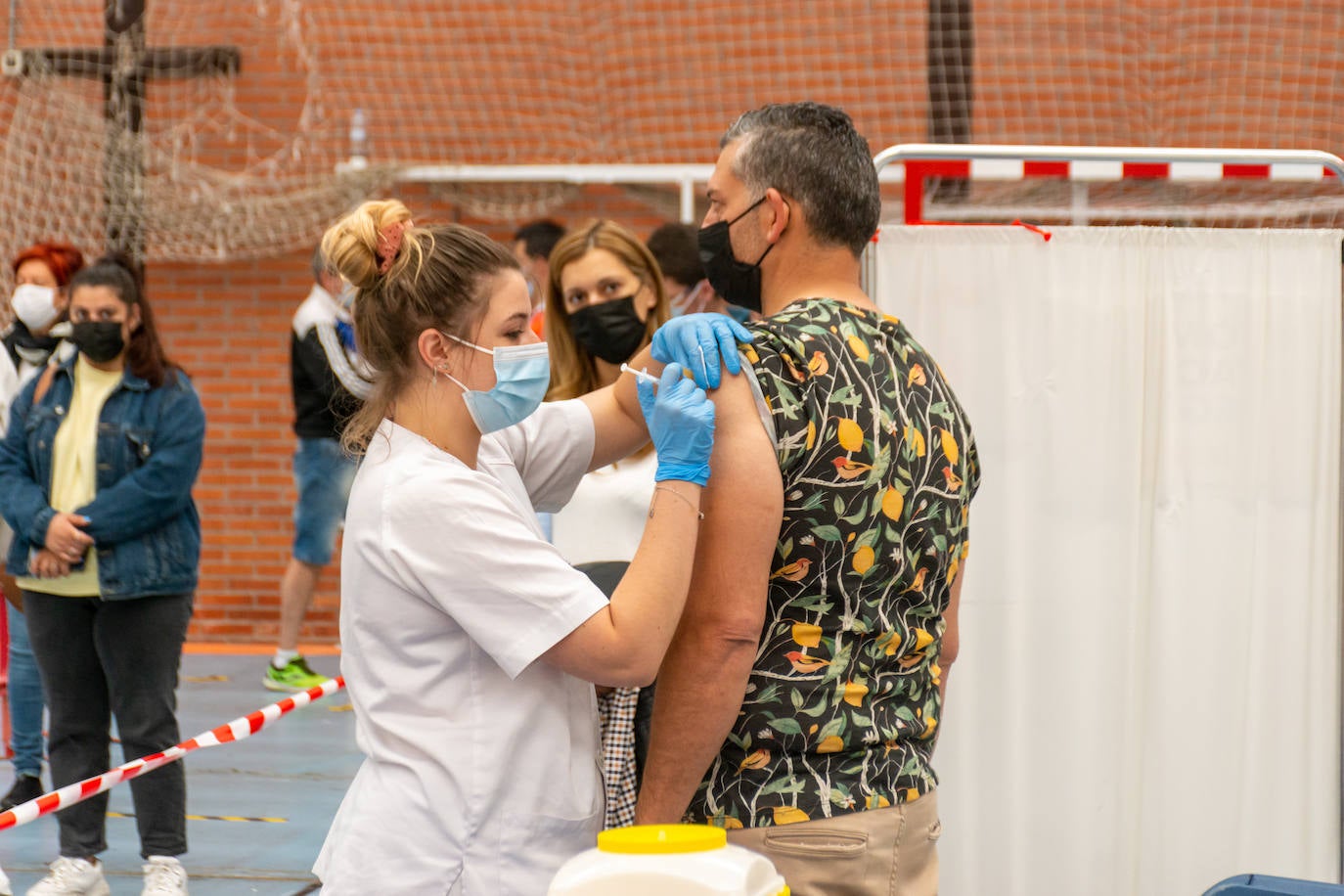 Fotos: Turno de vacuna para los palentinos de 44 a 48 años