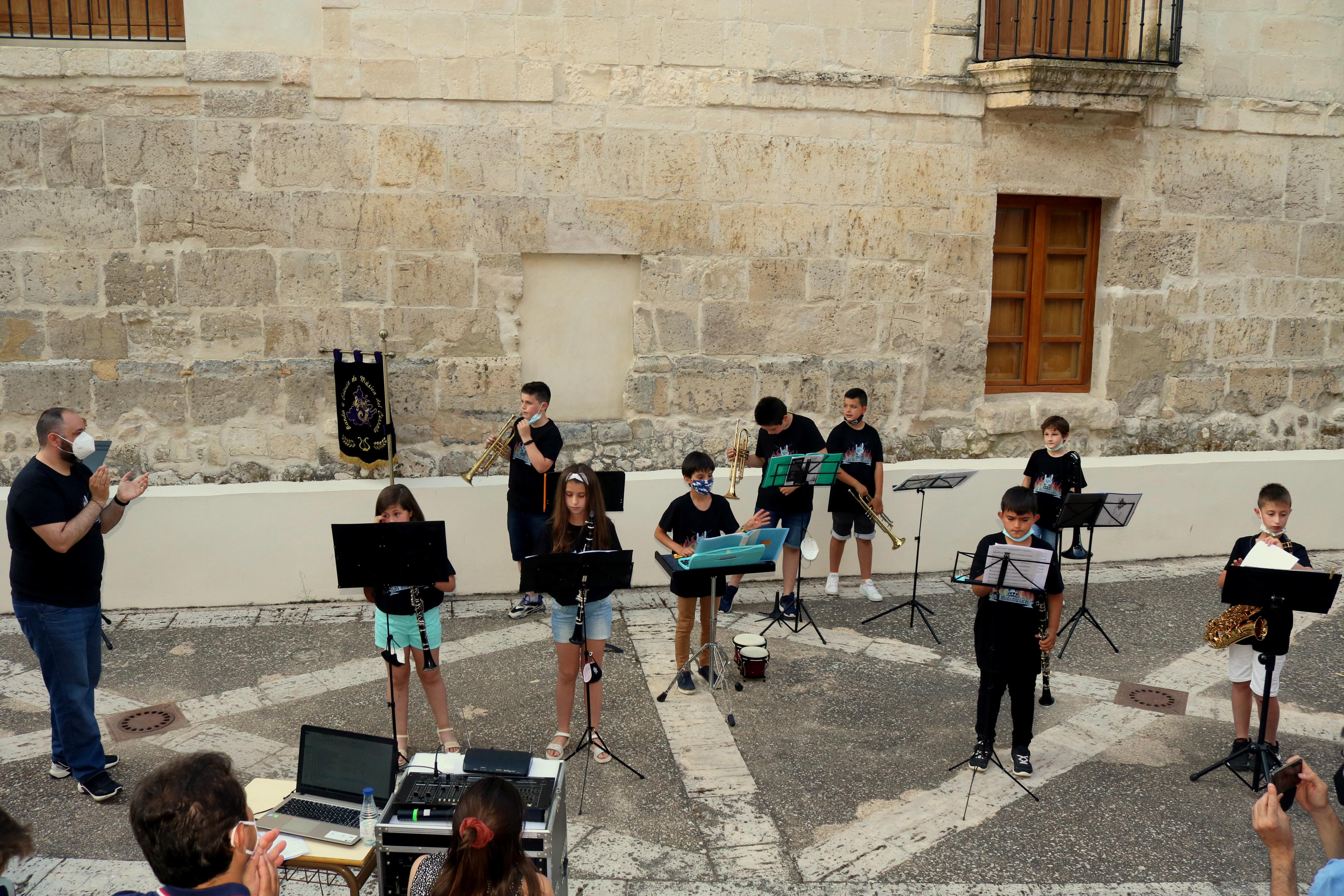 Animada velada musical en Baltanás