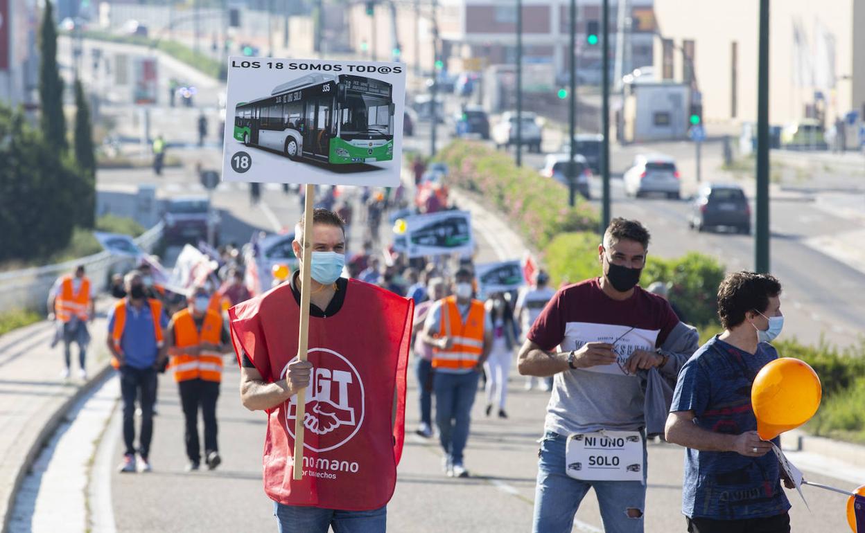 Los chóferes, durante la manifestación.