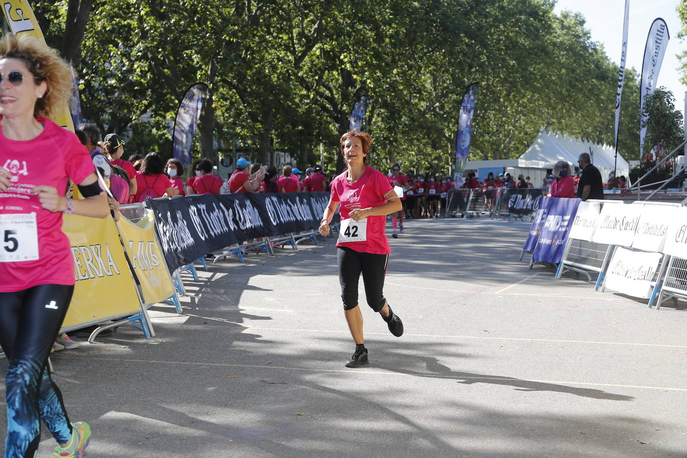 Fotos: IV Marcha y Carrera de las Mujeres en Valladolid (3/5)