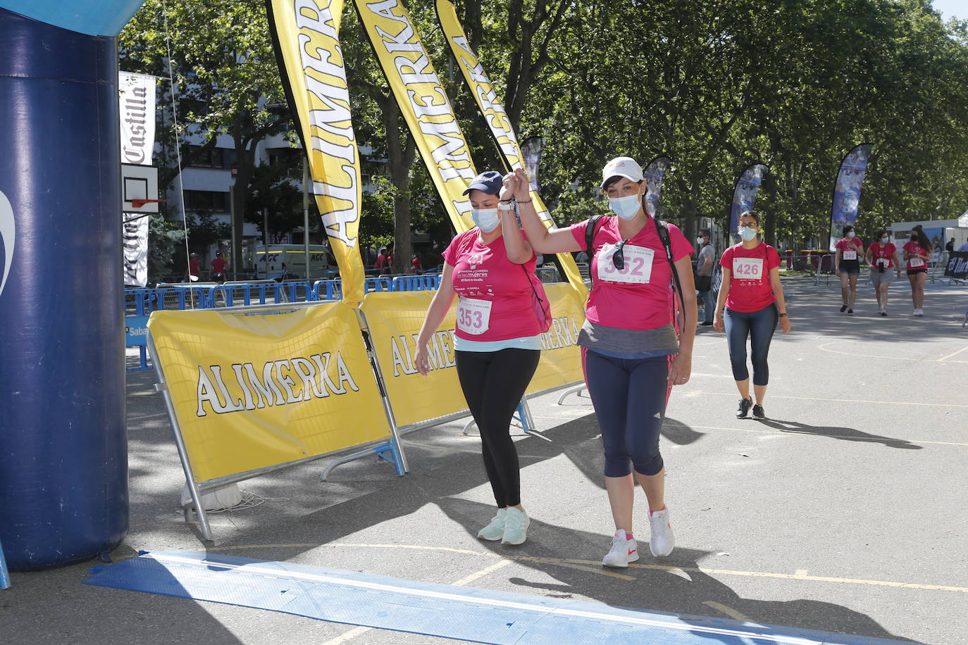 Fotos: IV Marcha y Carrera de las Mujeres en Valladolid (4/5)