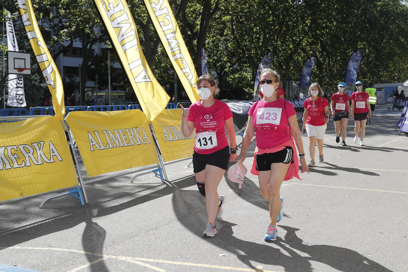 Fotos: IV Marcha y Carrera de las Mujeres en Valladolid (4/5)