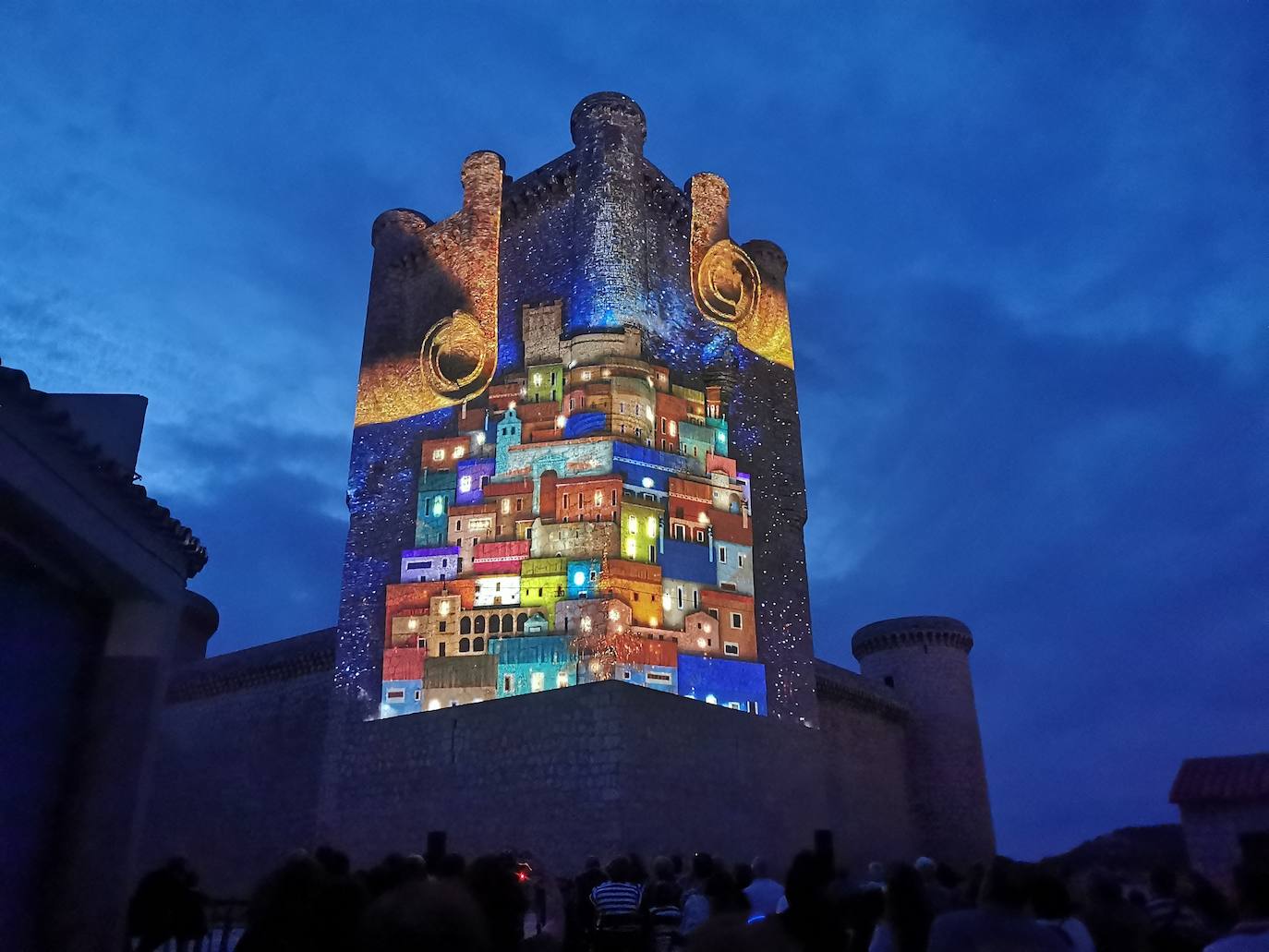 Fotos: Un videomapping recuerda en Torrelobatón la victoria de los comuneros en la localidad en 1521