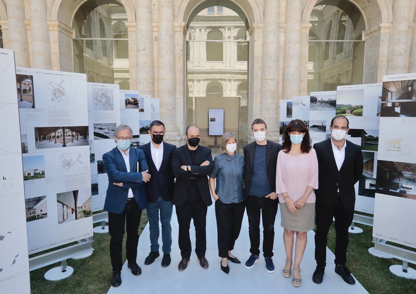 Fotos: Exposición de los proyectos de la Bienal de Arquitectura en el Patio Herreriano de Valladolid