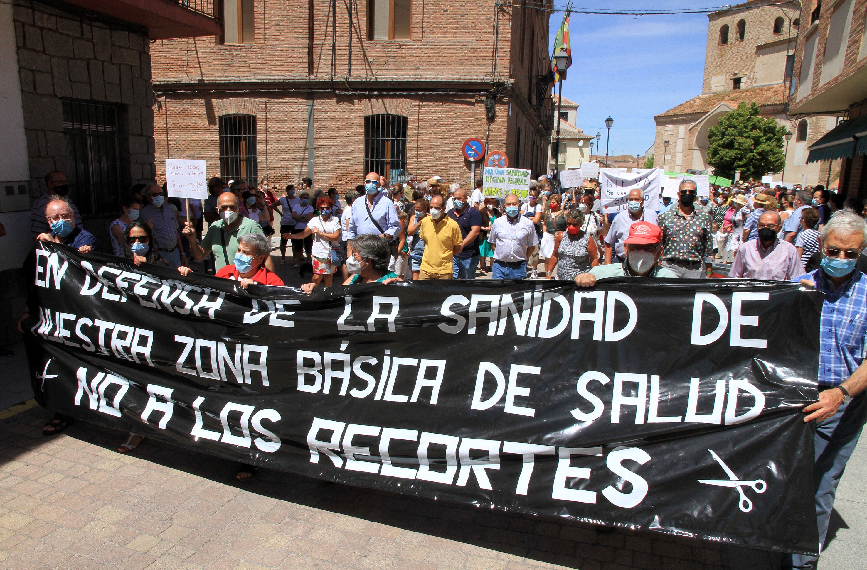 Momento de la manifestación celebrada en Nava de la Asunción.