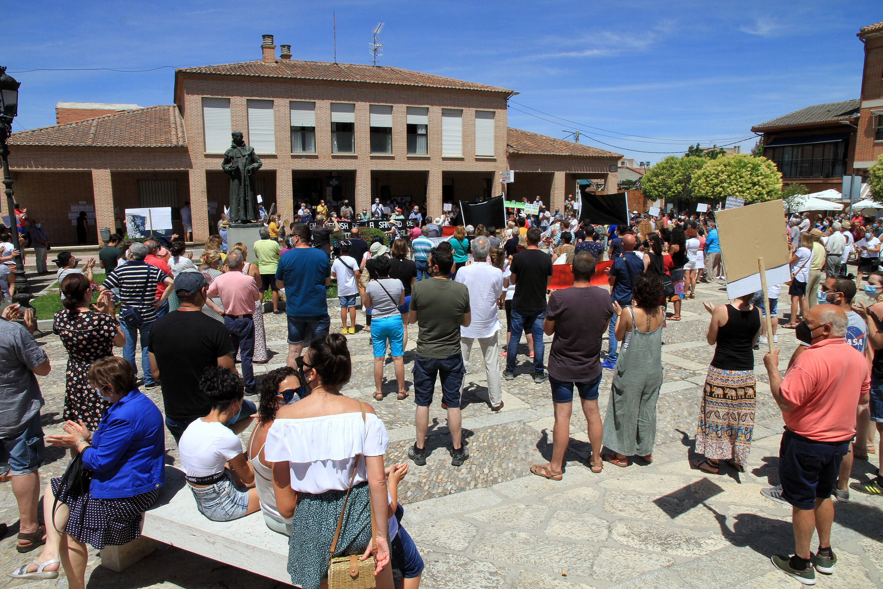 Momento de la manifestación celebrada en Nava de la Asunción.