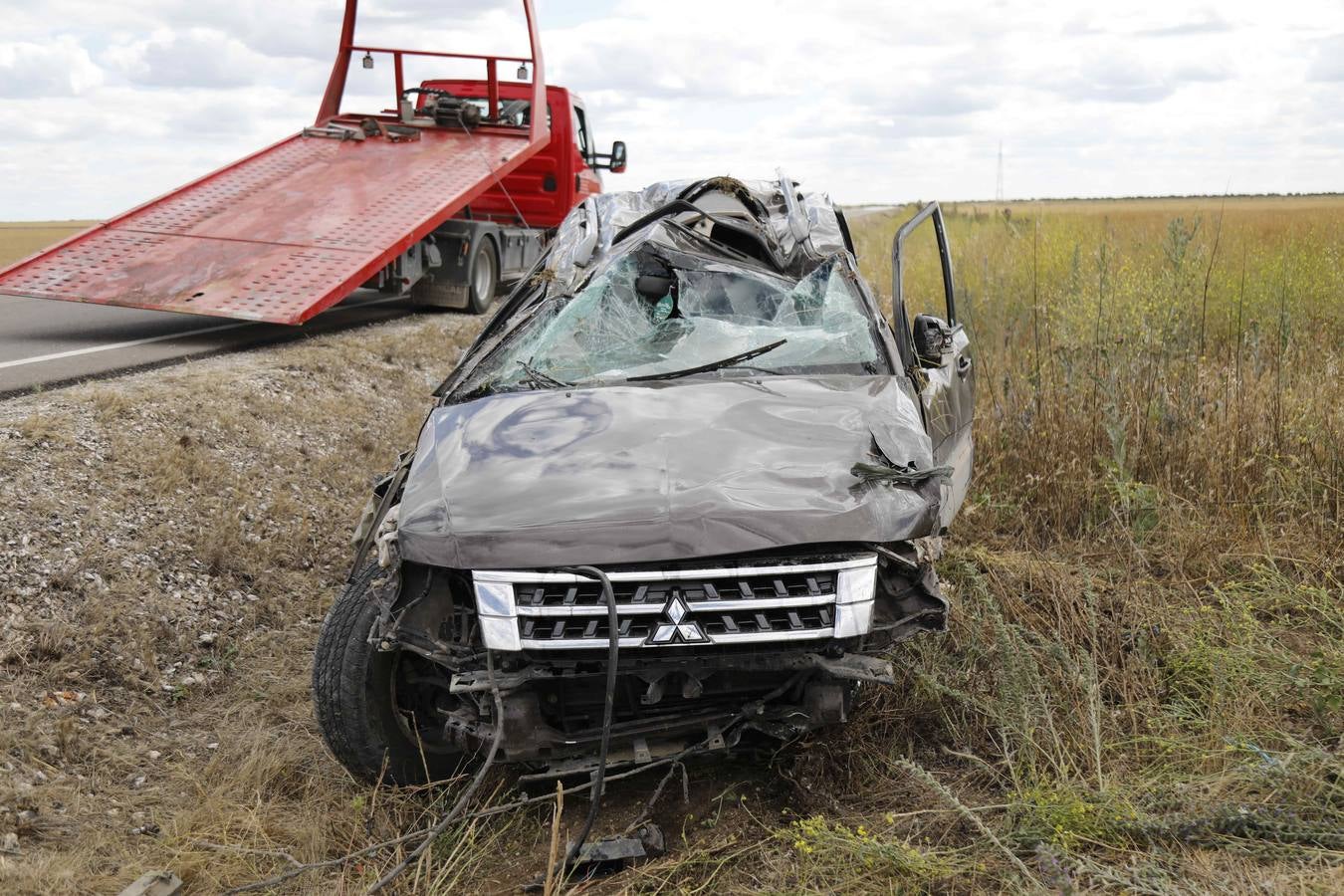 Fotos: Heridos una mujer y su hijo en un accidente en la carretera entre Peñafiel y Cuéllar