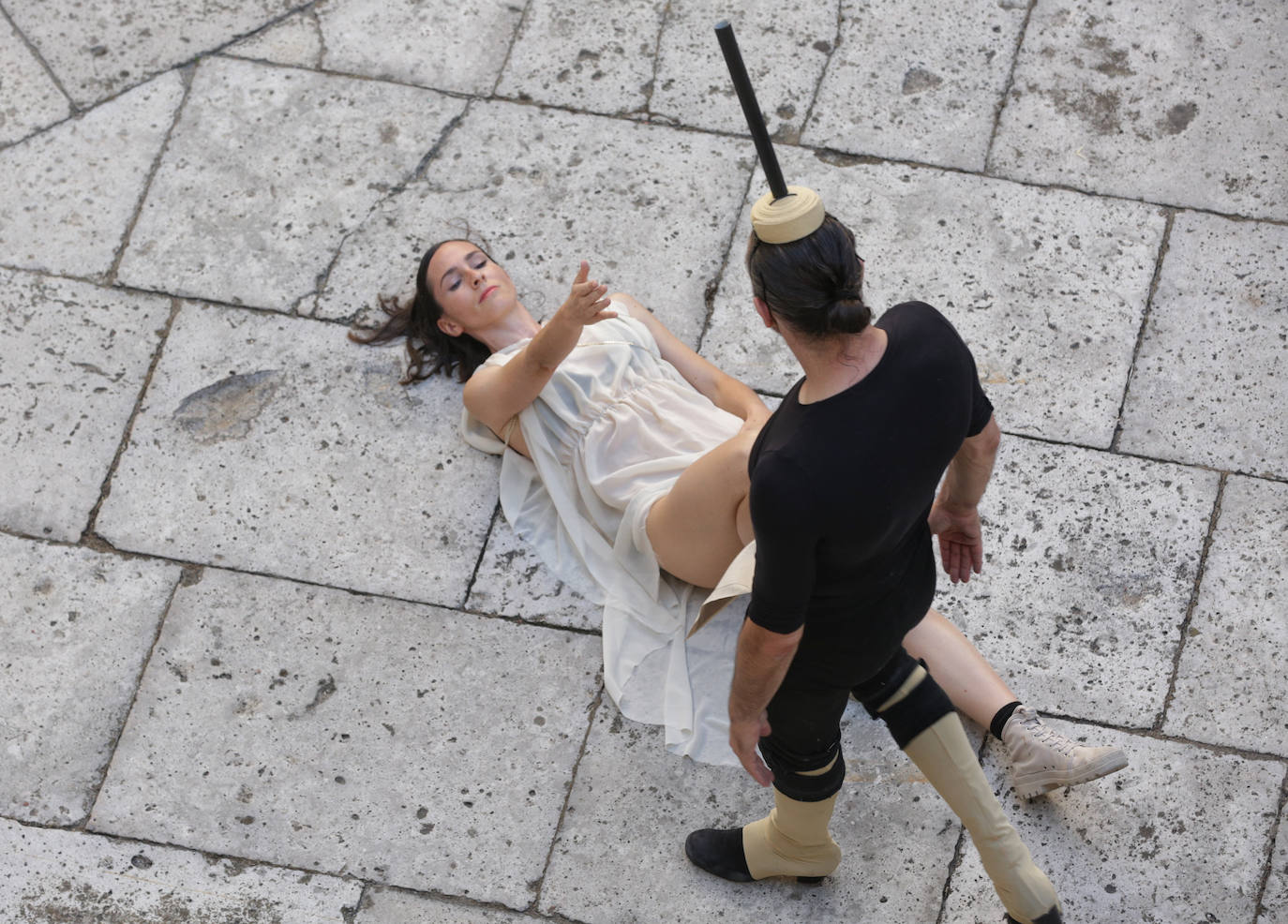 Sin Ojana, de Chicharrón Circo Flamenco, en la acera de Recoletos.