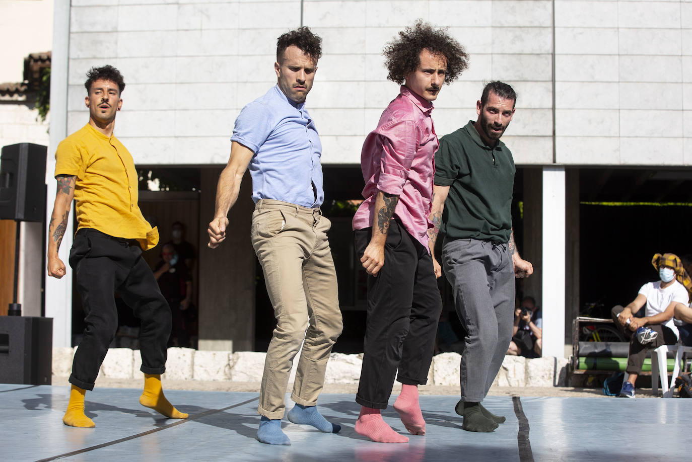 Frantics dance company. Last Space.