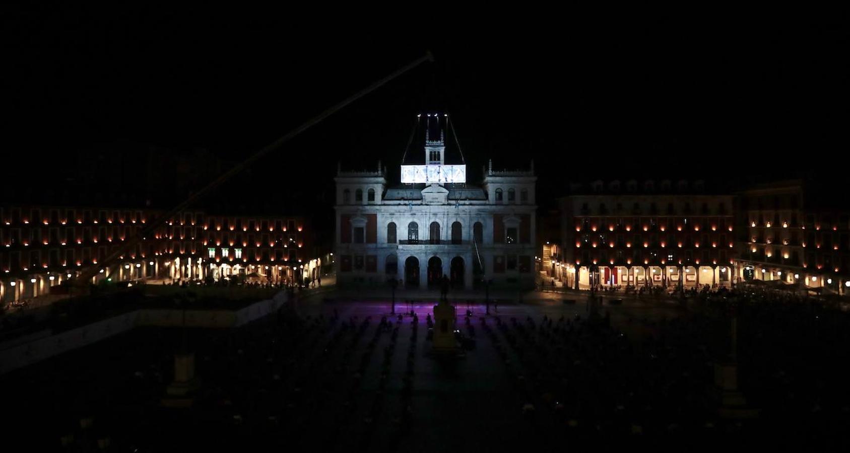 Sacude, Danza Vertical, en la Plaza Mayor