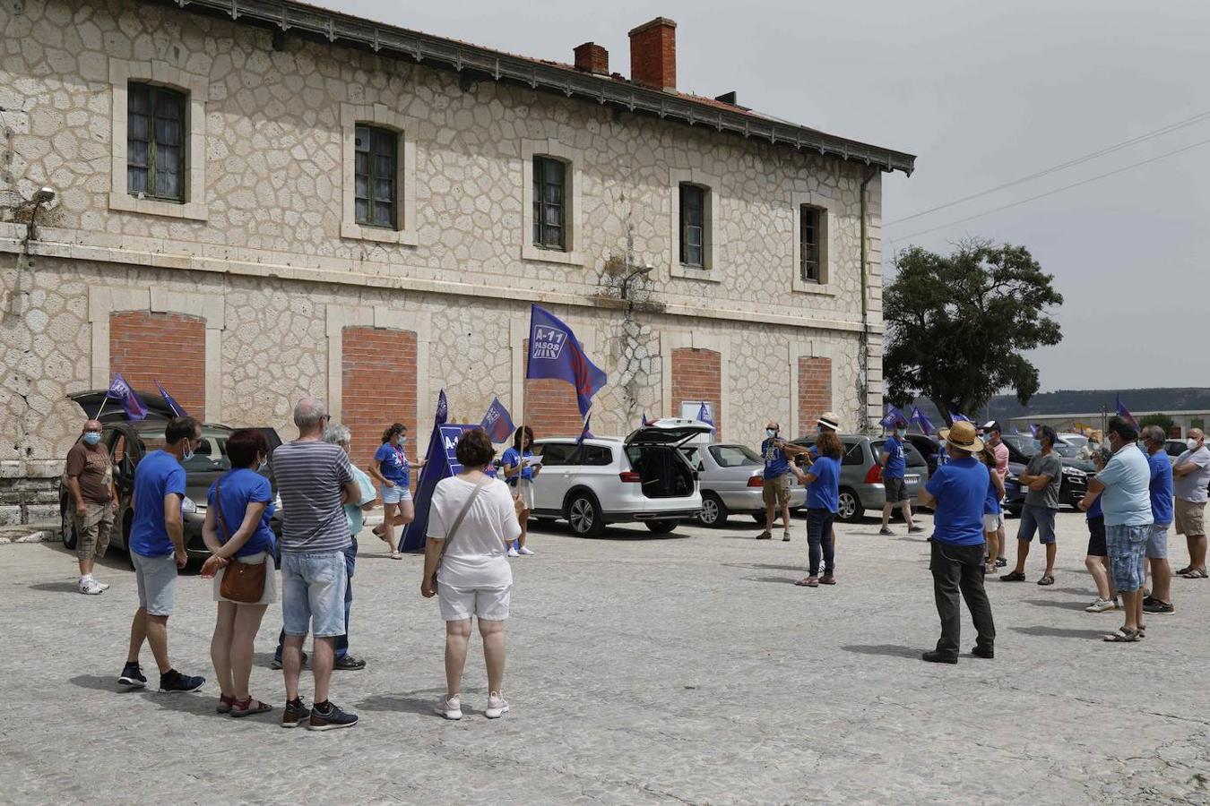 Concentración en Peñafiel reivindicando la Autovía del Duero