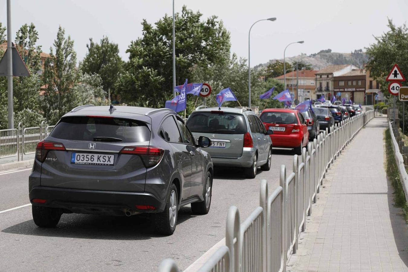 Concentración en Peñafiel reivindicando la Autovía del Duero