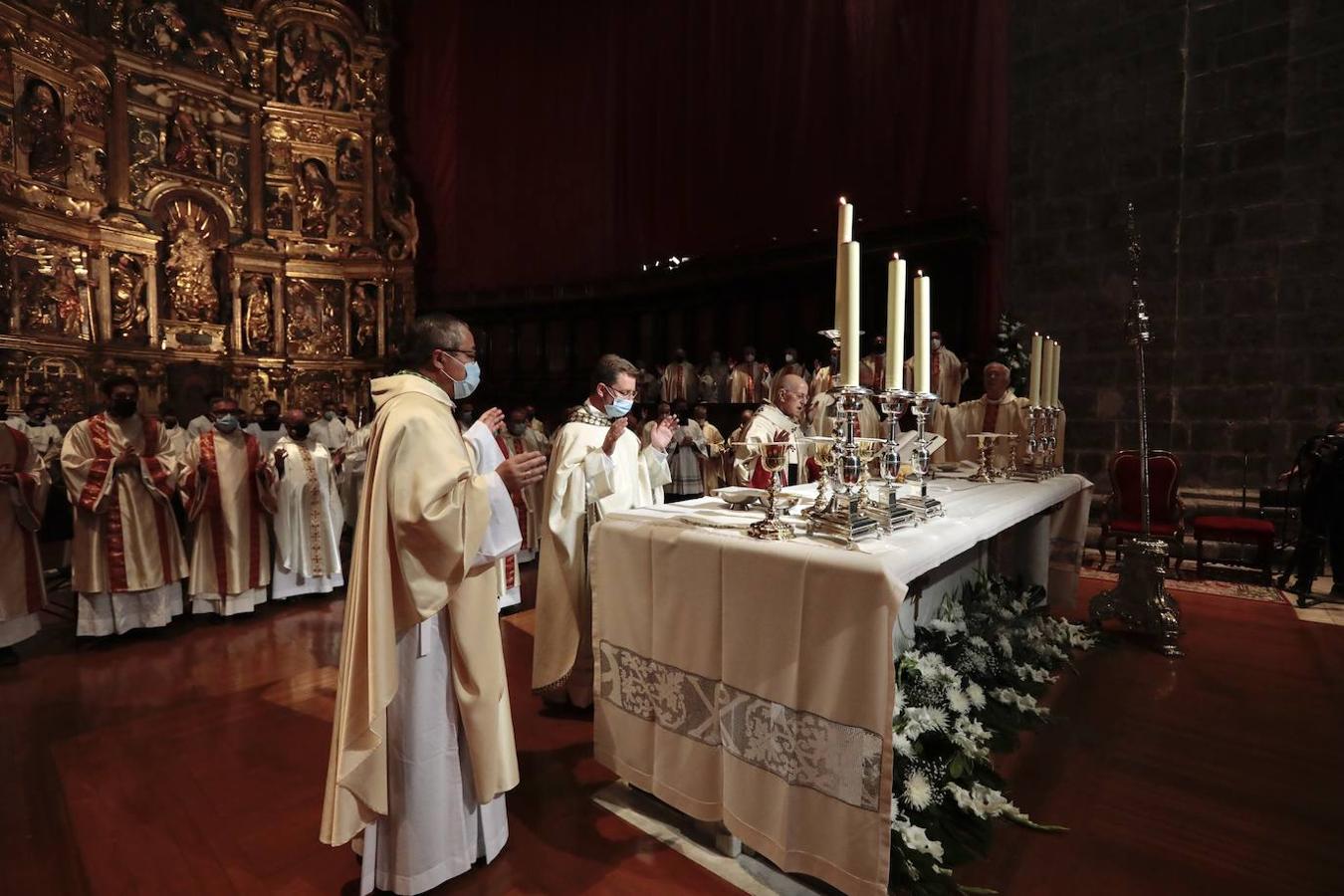 Ordenación como obispo de Rotdom de Aurelio García