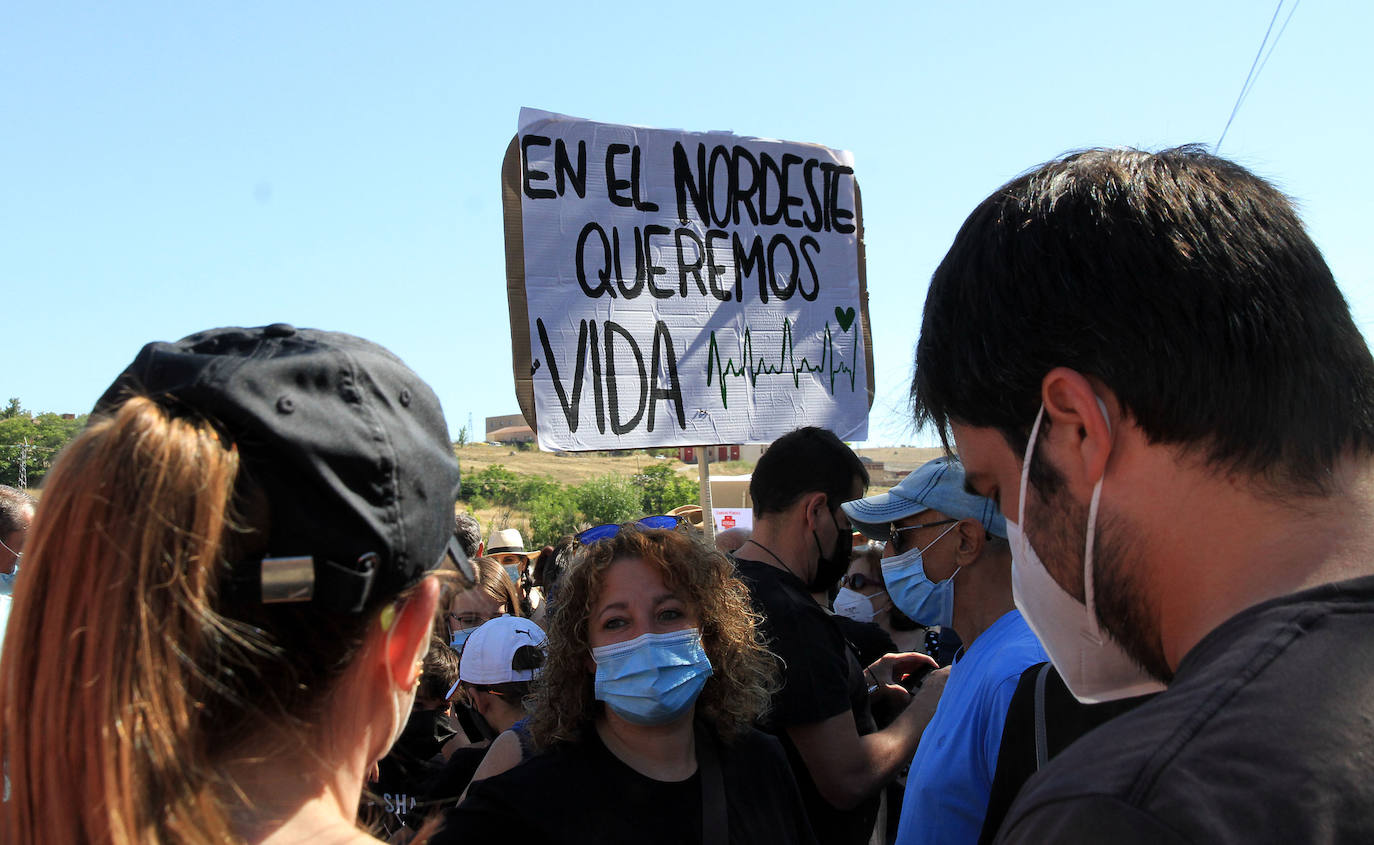 Manifestación este sábado en Sepúlveda en contra de los recortes sanitarios.