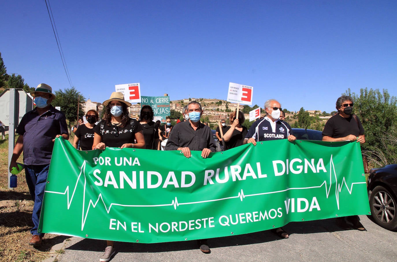 Manifestación este sábado en Sepúlveda en contra de los recortes sanitarios.