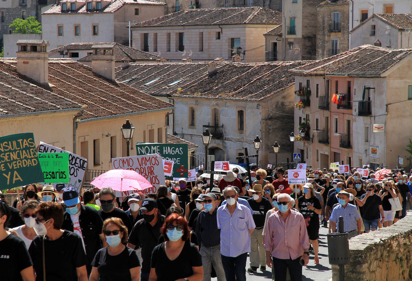 Manifestación este sábado en Sepúlveda en contra de los recortes sanitarios.