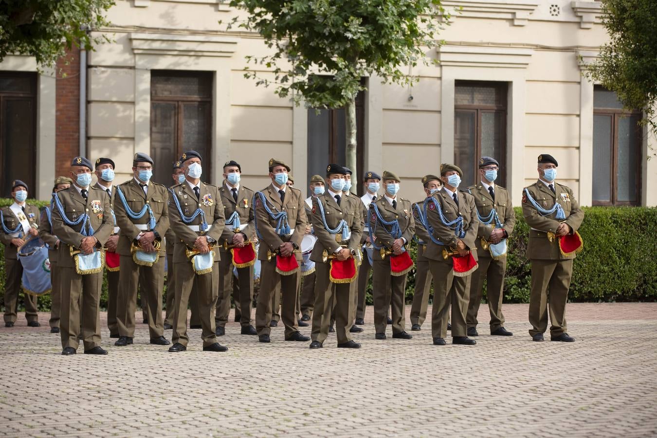 Fotos: La Academia de Caballería de Valladolid celebra un acto militar en honor a Santiago Apóstol