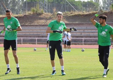 Imagen secundaria 1 - El Salamanca UDS inicia su pretemporada con el contratiempo del positivo de Carmona