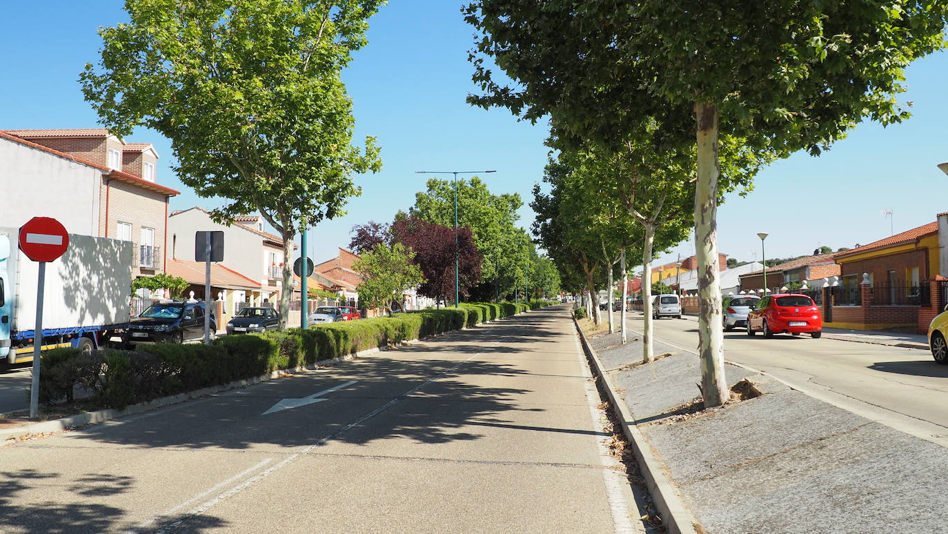 Desde el año 1960 se considera barrio de Valladolid, a pesar de situarse a exactamente 11 kilómetros de la capital