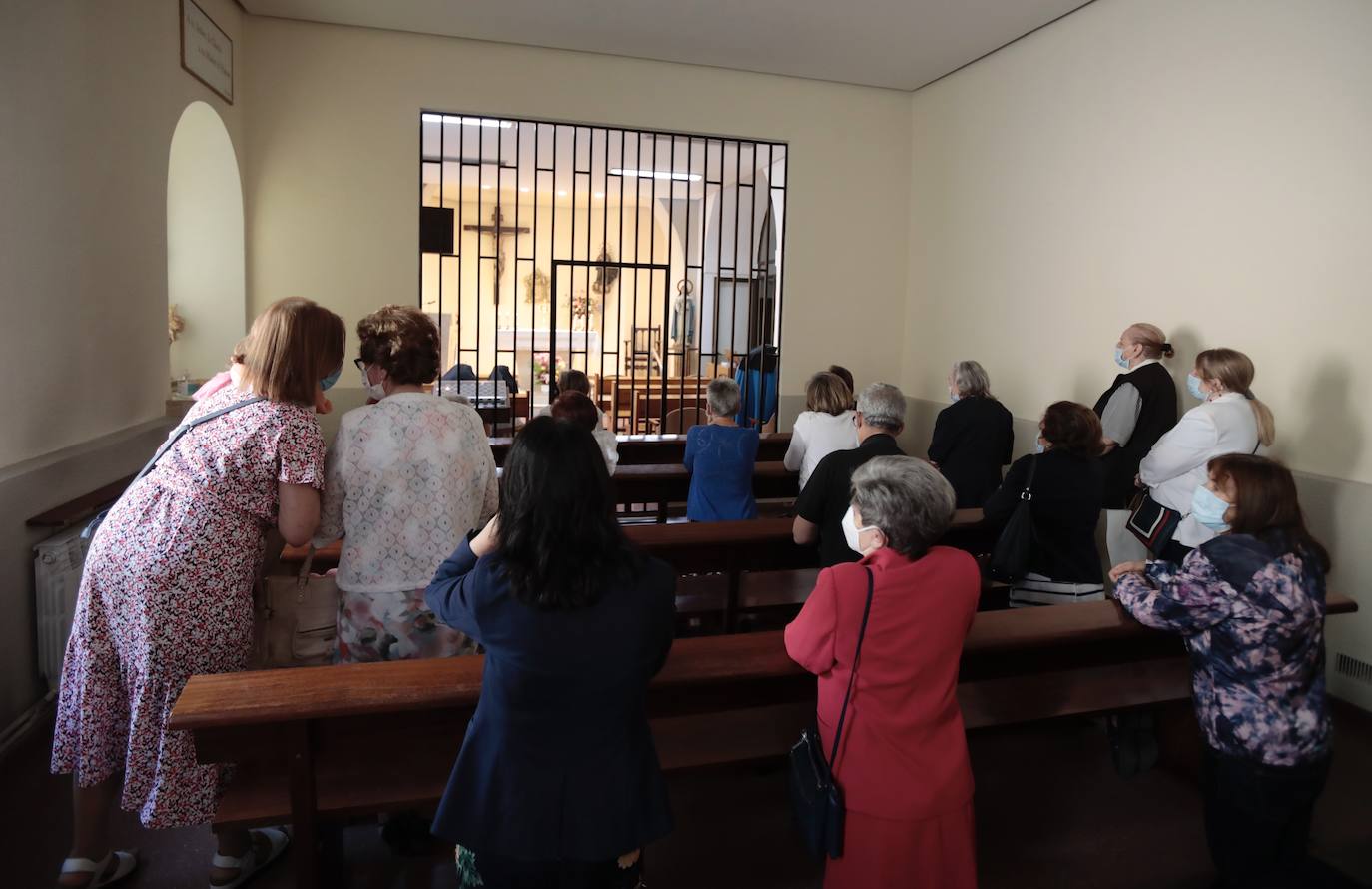 Traslado a la nueva capilla de 
