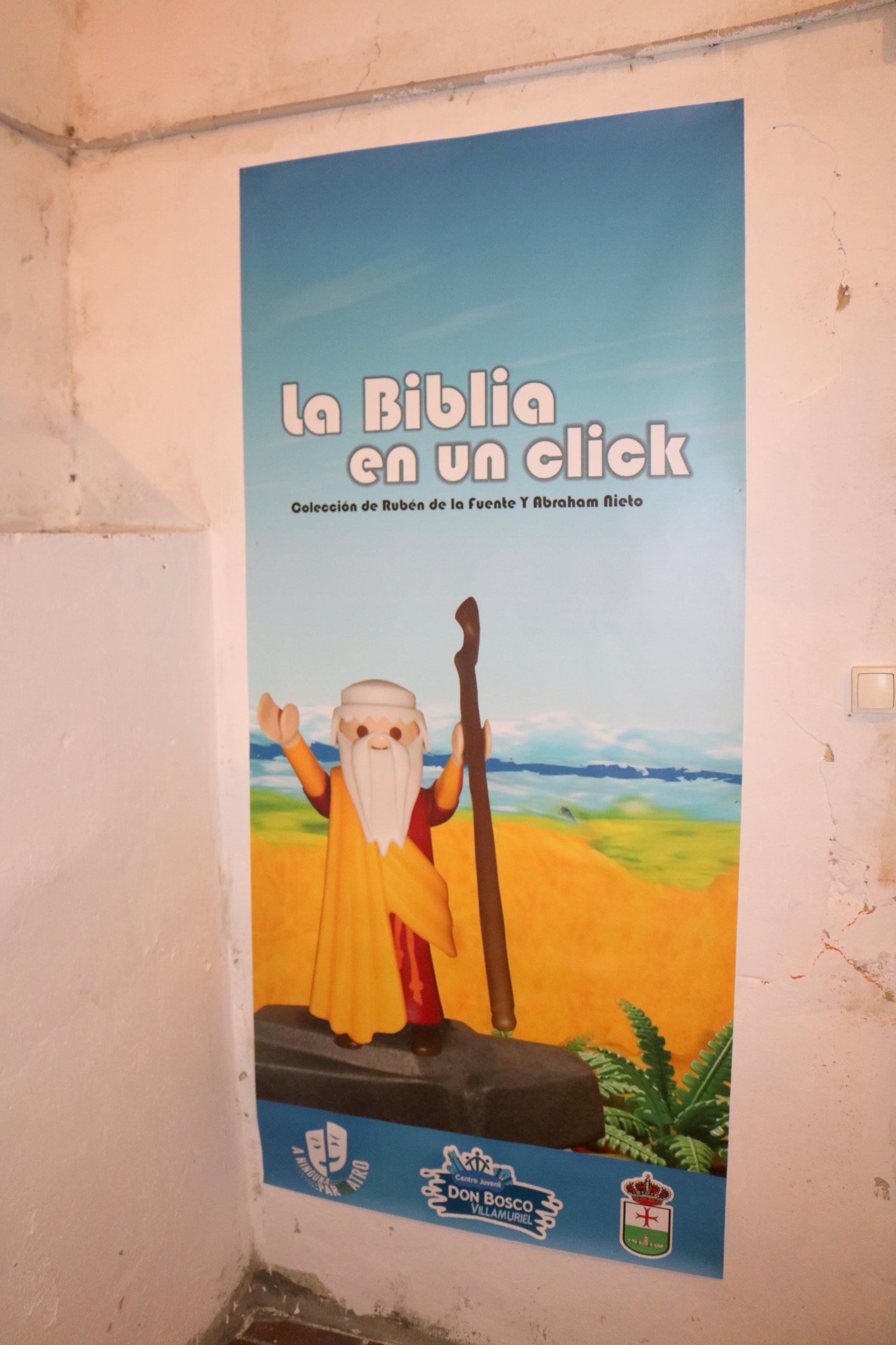 La exposición organizada por la Asociación 'Villaclick' puede visitarse en el Palacio de la Reina del Monasterio de Santa Clara de Calabazanos