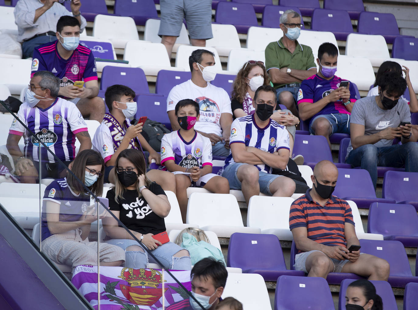 Los aficionados regresan al José Zorrilla después de más de un año.