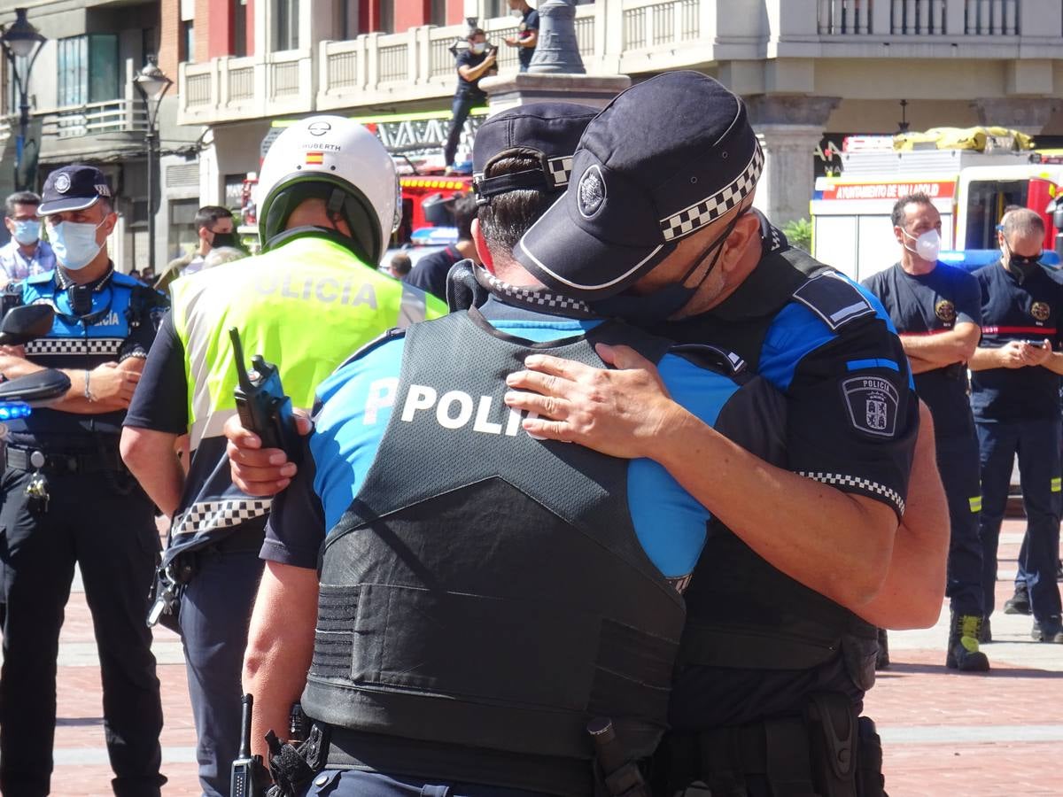 Fotos: Acto de homenaje al polícía fallecido en acto de servicio en Valladolid