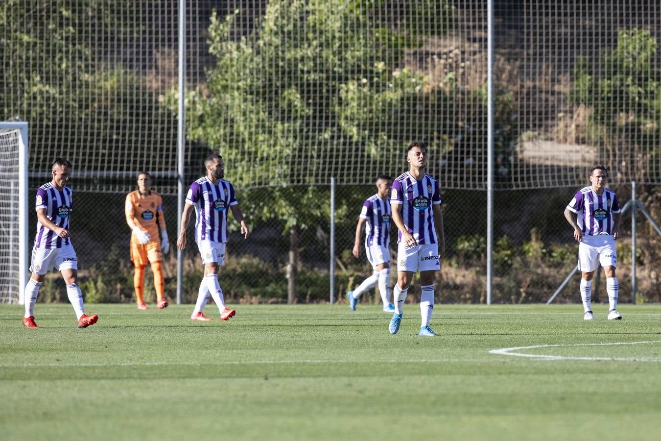 Fotos: El Real Valladolid se lleva el Trofeo de Zaratán en los penaltis (2-2)