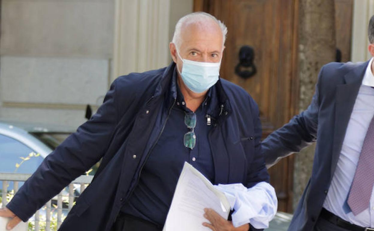 José Luis Moreno, el 1 de julio, tras pagar la fianza y dejar el calabozo. 