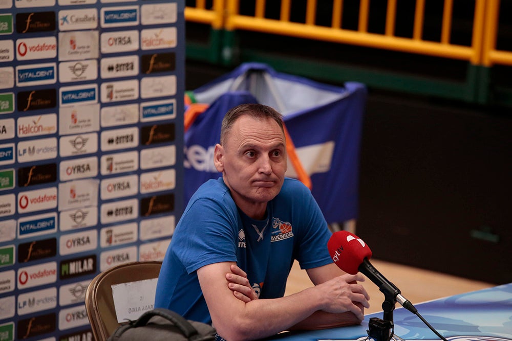 Fotos: Primer entrenamiento del CB Avenida 21/22