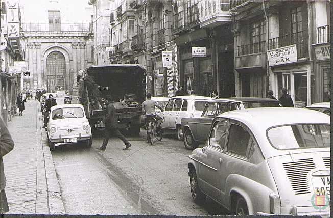 Fotos: El tráfico en Valladolid en los años 70