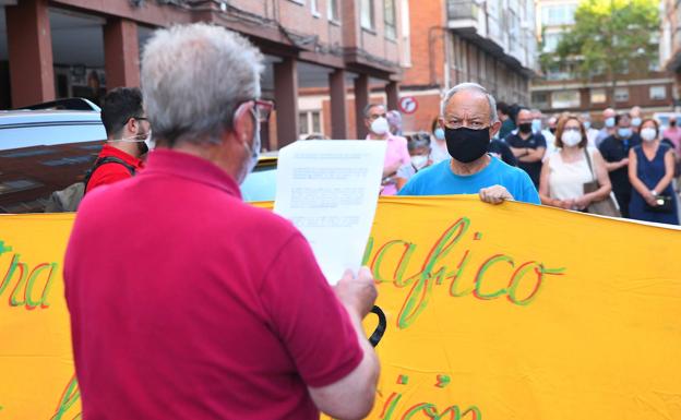 Los vecinos de Pajarillos se plantan: «Dos tiroteos y una muerte, ¿qué más tiene que pasar?»